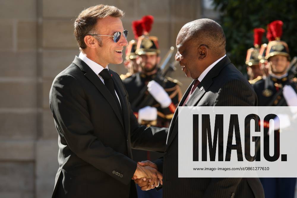 THE PRESIDENT OF THE REPUBLIC OF SOUTH AFRICA AT THE ÉLYSÉE Thomas Padilla MAXPPP Paris FRANCE July 10, 2026 THE PRESIDENT OF THE REPUBLIC, EMMANUEL MACRON WELCOMES THE PRESIDENT OF THE REPUBLIC OF SOUTH AFRICA, CYRIL RAMAPHOSA, AT THE ÉLYSÉE PALACE French President Emmanuel Macron receives his South African counterpart Cyril Ramaphosa at the Élysée Palace in Paris on July 10, 2026 Paris, FRANCE