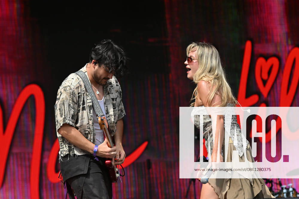 Mae Hill and her Guitarist Performing at BST Hyde Park, London on the 10th July 2026 Mae Hill and her Guitarist Performing at BST Hyde Park, London on the 10th July 2026, Credit:Laura Rose Avalon United Kingdom, London
