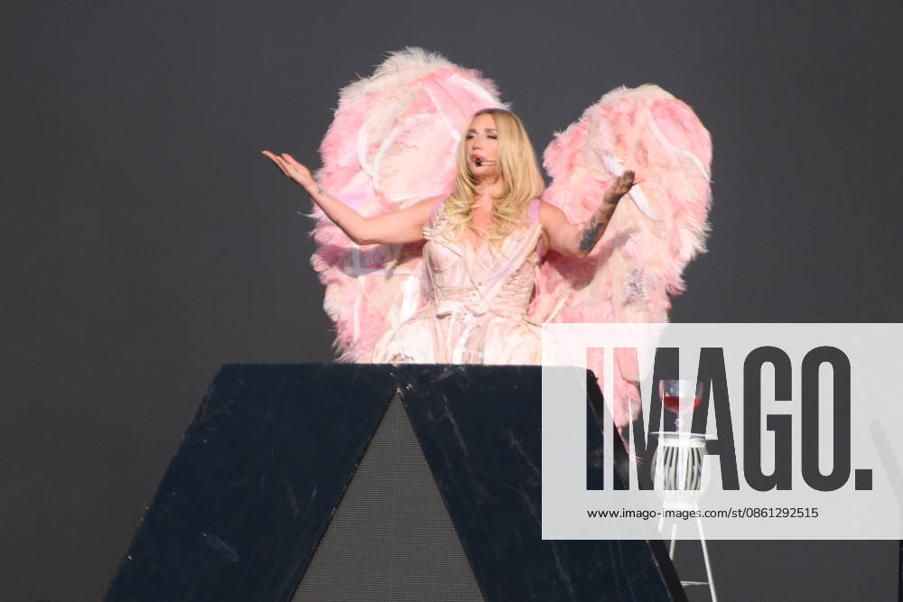 Kesha Performs at BST Hyde Park, London, UK - Fri 10 Jul 2026 American singer-songwriter Kesha (born Kesha Rose Sebert) performs on the Great Oak Stage at BST Hyde Park Festival in Hyde Park in London, England, UK on Friday 10 July 2026., Credit:Justin Ng Avalon UK, England, London, Hyde Park