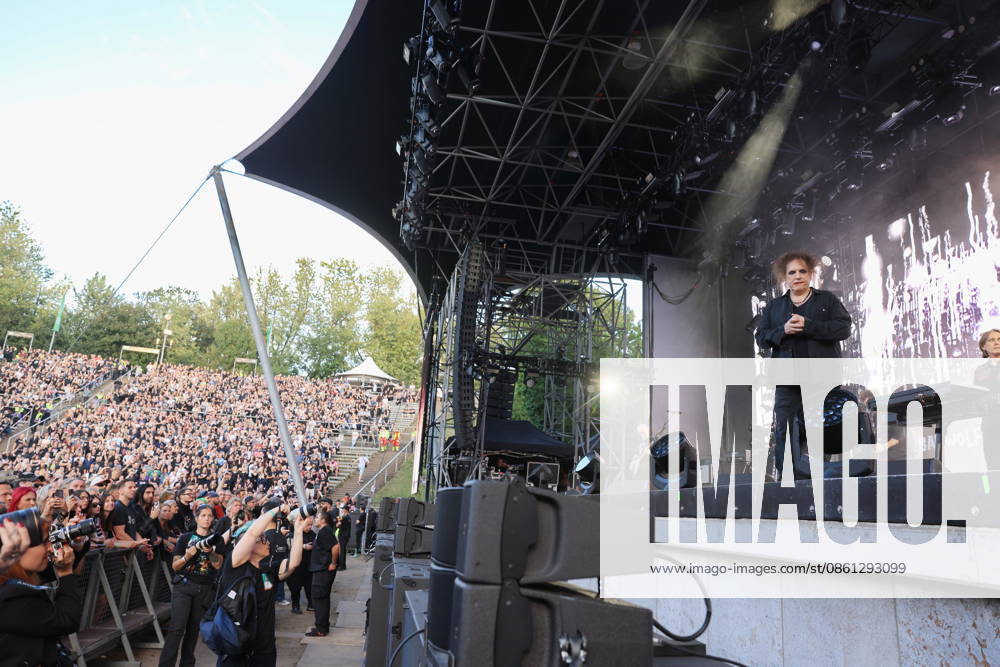 The Cure, singer Robert Smith, live in concert at the Parkbühne Wuhlheide, Berlin, Berlin