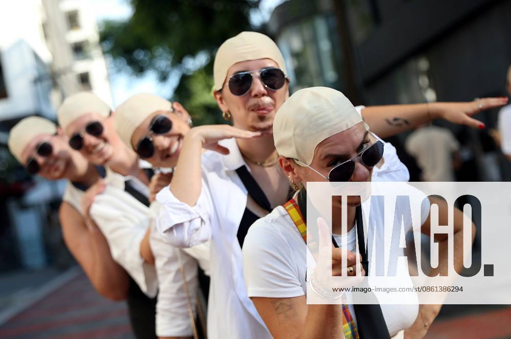 PITBULL CONCERT AT ALLIANZ RIVIERA, NICE – PHOTOPQR, NICE MATIN – Justine Meddah, Nice, July 12, 2026 – Fans arrive at Pitbull’s I’m Back Tour concert at the Allianz Riviera in Nice on July 12. Pitbull’s I’m Back Tour at Allianz Riviera, Nice, France, on July 12, 2026 Nice, France