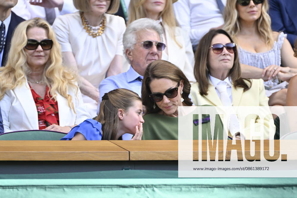 Tennis - Wimbledon 2026 - ITF - The Championships - 12 07 2026 - Tennis - Wimbledon 2026 - ITF - The Championships - 12 07 2026 - Royal box - Kate Princesse de Galles et Charlotte London