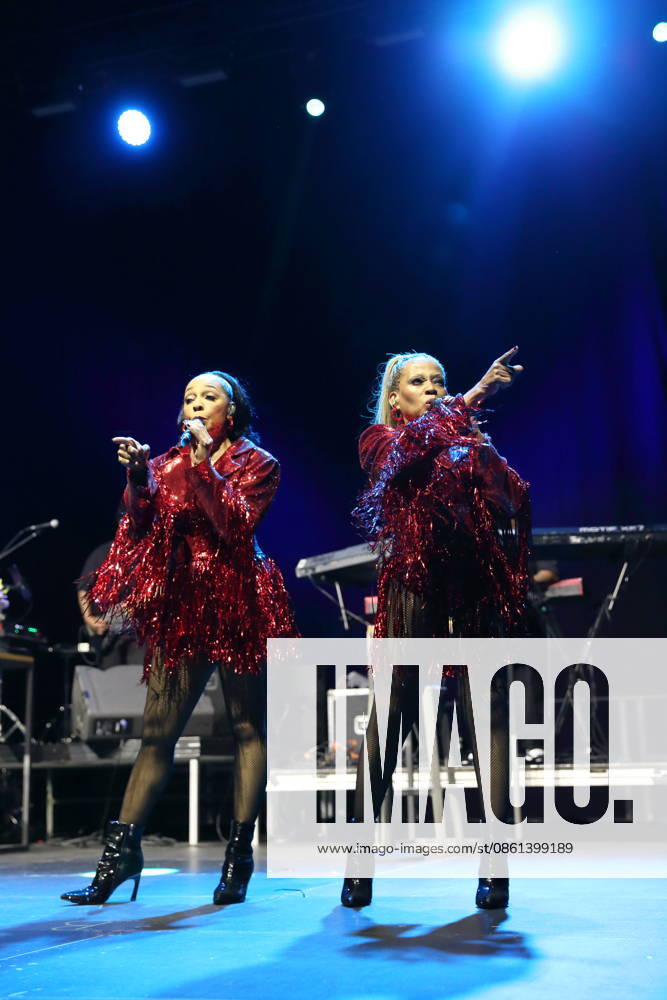 Terry Ellis and Maxine Jones (from left) of the band En Vogue at a concert at the Uber Eats Music Hall in Berlin, July 12, 2026 En Vogue Concert Berlin