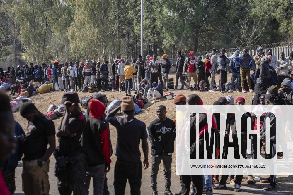 Malawians seek repatriation amid rising anti-immigrant tensions in South Africa JOHANNESBURG, SOUTH AFRICA - JULY 13: Malawian nationals wait outside the Malawian Consulate to seek repatriation amid growing fears following a surge in anti-immigrant protests and attacks in Johannesburg, South Africa, on July 13, 2026. Ihsaan Haffejee Anadolu Johannesburg Gauteng. Editorial use only. Please get in touch for any other usage.