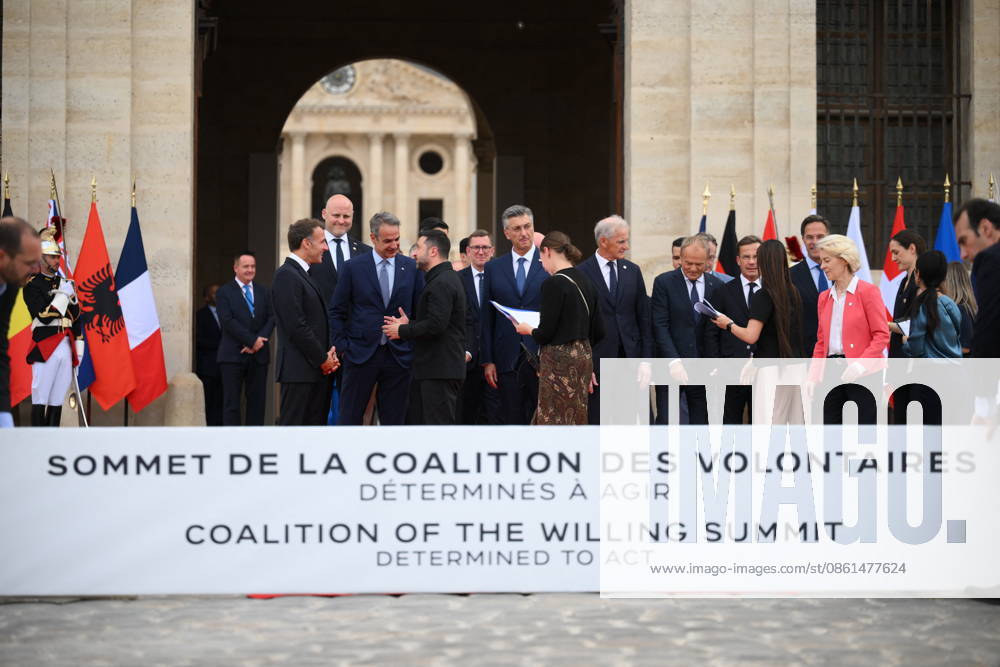 President Macron Welcomes European Leaders At The Coalition Of The Willing Summit - Paris European Leaders are seen discussing outside the Elysee Palace ahead the Coalition Of The Willing Summit in Paris, France on July 13, 2026. Photo by Eliot Blondet ABACAPRESS.COM Paris France