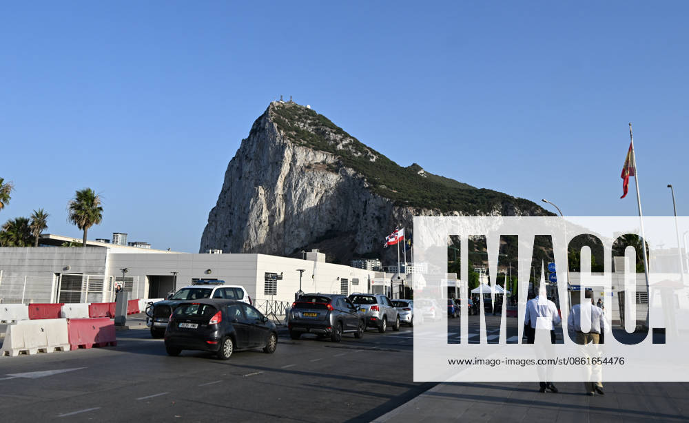 (260715) -- GIBRALTAR, July 15, 2026 -- This photo shows a view of the land border port between Gibraltar and Spain on July 14, 2026. The European Union (EU) and Britain on Tuesday formally signed an agreement in respect of Gibraltar in Brussels, removing routine checks at the land border between Gibraltar and Spain. Under the agreement, the movement of goods and workers between Gibraltar and Spain will be significantly facilitated, boosting economic links between Gibraltar and the EU. ) SPAIN-GIBRALTAR-LAND BORDER-ROUTINE CHECKS-REMOVING ChengxMin