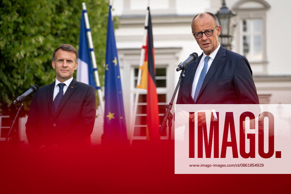 Visit by the President of the French Republic to the Federal Chancellor in Bensberg Federal Chancellor Friedrich Merz, together with Emmanuel Macron, President of the French Republic, during a joint press statement on the President of the French Republic’s visit in the courtyard of the Althoff Grandhotel Schloss Bensberg, Bensberg, July 16, 2026, Bensbe