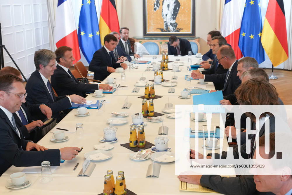 Visit by the French President to Federal Chancellor Merz in Bensberg Federal Chancellor Friedrich Merz with Emmanuel Macron during delegation talks in the Salon Medici at the Schlosshotel Bensberg, Bensberg, July 16, 2026, Bensberg, North Rhine-Westphalia, Germany