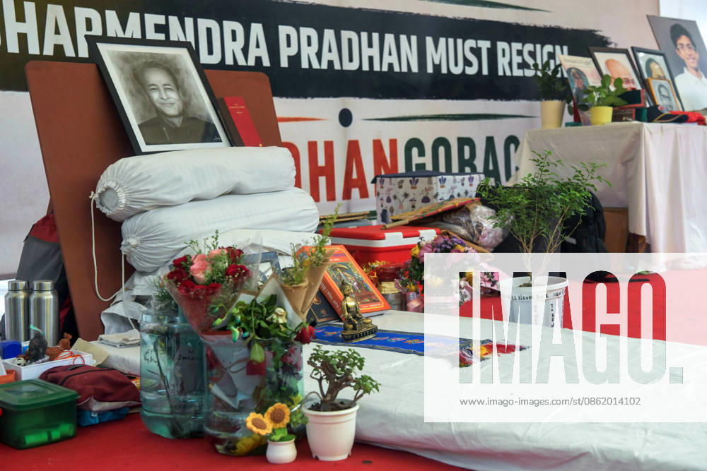 A view of the vacant protest stage at Jantar Mantar after environmentalist Sonam Wangchuk, who was on an indefinite hunger strike for the last 20 days, was taken to Safdarjung Hospital New Delhi, Jul 18 (ANI): A view of the vacant protest stage at Jantar Mantar after environmentalist Sonam Wangchuk, who was on an indefinite hunger strike for the last 20 days, was taken to Safdarjung Hospital, in New Delhi on Saturday. NEW DELHI Delhi India
