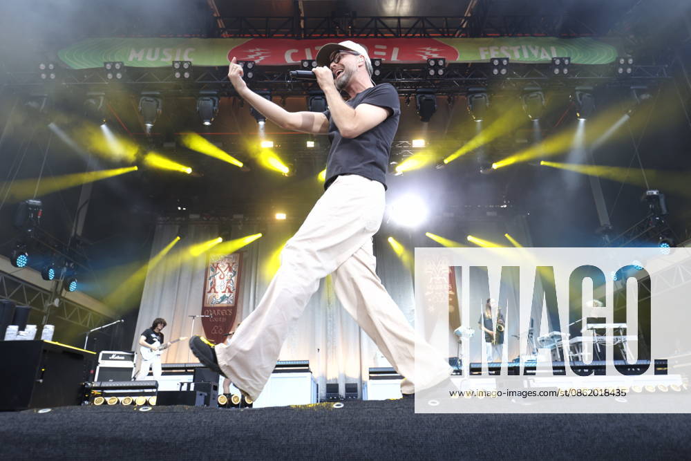 Mark Forster, singer, live in concert at the Spandau Citadel, Berlin, music, Berlin