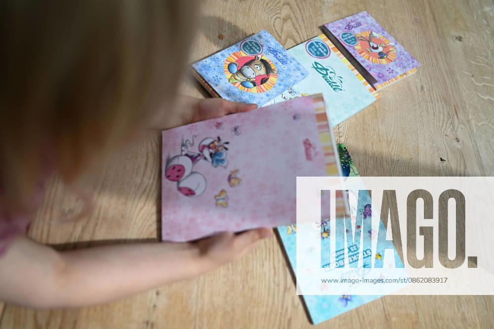 Diddl Makes a Comeback in Germany A young girl is holding a new Diddl notebook. After more than a decade, the iconic plush mouse is returning to the German market, prompting many people to look back nostalgically on their school days. Berlin, Berlin, Germany