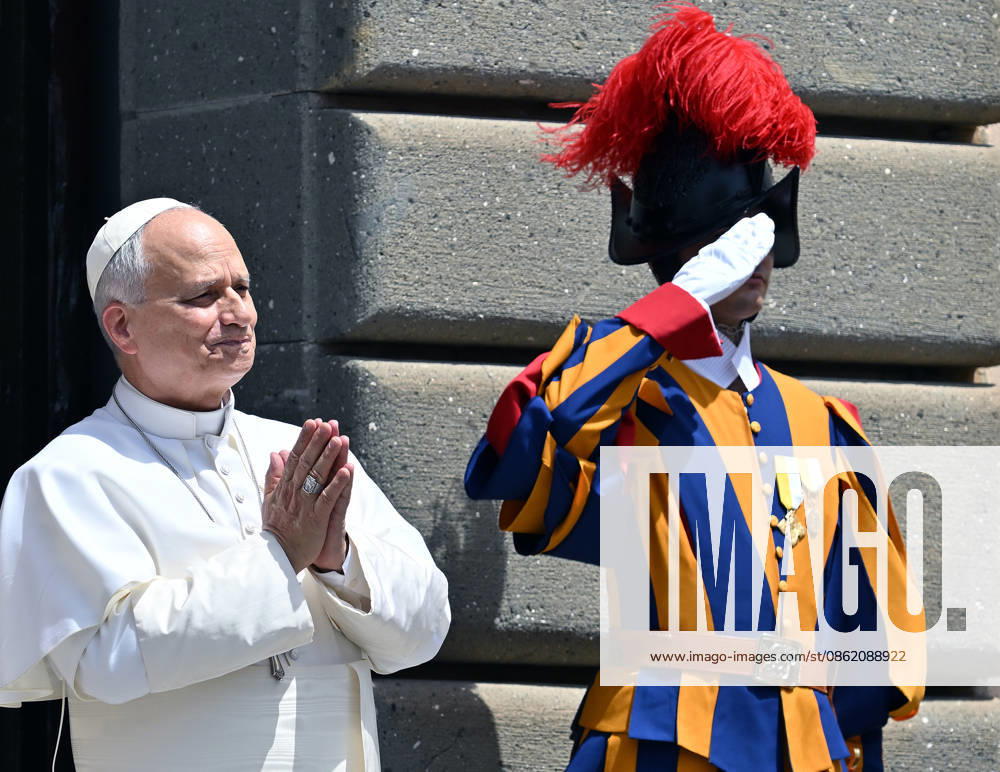 KW29 ITALY - POPE LEO XIV LEADING THE ANGELUS PRAYER IN CASTEL GANDOLFO NEAR ROME - 2026 7 19 Italy, Albano , Vatican, 2026 7 19 Pope Leo XIV leading the Angelus prayer in Castel Gandolfo near Rome, - NO BOOKS
