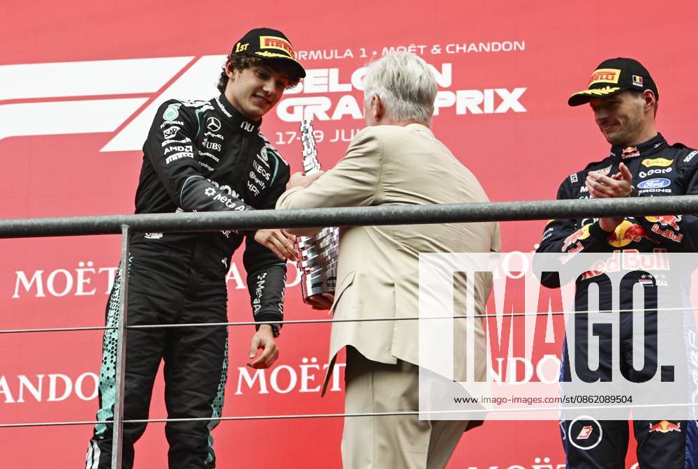 The King Visits The Formula 1 Belgian Grand Prix SPA-FRANCORCHAMPS, BELGIUM - JULY 19 : After the race, the King presents the trophy to the winner. Kimmy Antonelli. King Philippe attends the Formula 1 Belgian Grand Prix at the Spa-Francorchamps circuit. The King visits the paddock and the team facilities of Mercedes-AMG and Ferrari. He speaks with various drivers and members of the technical teams..After the race,.on July 19, 2026 in Spa-Francorchamps, Belgium, 19 07 2026 Spa-Francorchamps Belgium