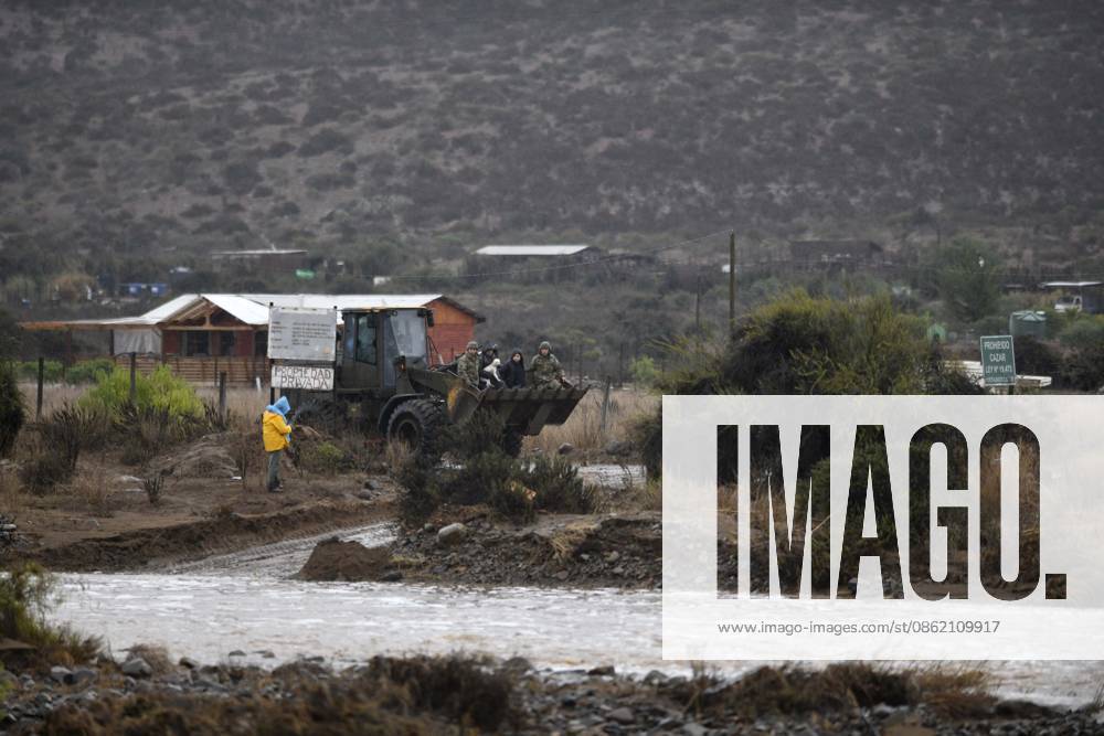In the municipality of Coquimbo, in the rural area of Tambillos, the Chilean Army is using heavy machinery to rescue families who have been cut off due to the flooding of the Alejandro Pizarro Aton streams in Chile, CHILE Aton 1173888