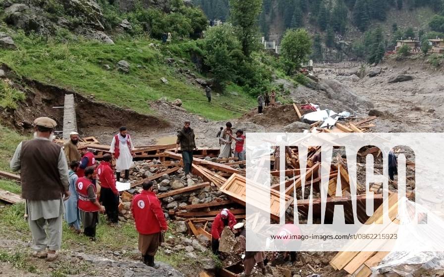 Flash floods kill 20, leave dozens missing in eastern Afghanistan NURISTAN, AFGHANISTAN - JULY 20: A view of damage as rescue members continue searching after severe flash floods struck Afghanistan s eastern Nuristan province on July 19, 2026. At least 20 people were killed and more than 100 remained missing. Afghanistan s National Disaster Management Authority (ANDMA) said more than 80 people were also injured in Parun, the provincial capital, according to the state-run Bakhtar News Agency. Stringer Anadolu Nuristan Afghanistan. Editorial use only. Please get in touch for any other usage.