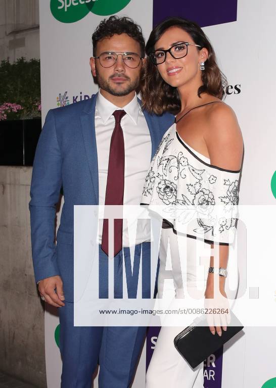 Ryan Thomas and Lucy Mecklenburgh attend the Specsavers Spectacle Wearer Of The Year at 8 Northumberland Avenue in London. OCTOBER 24th 2018 MNIx183868