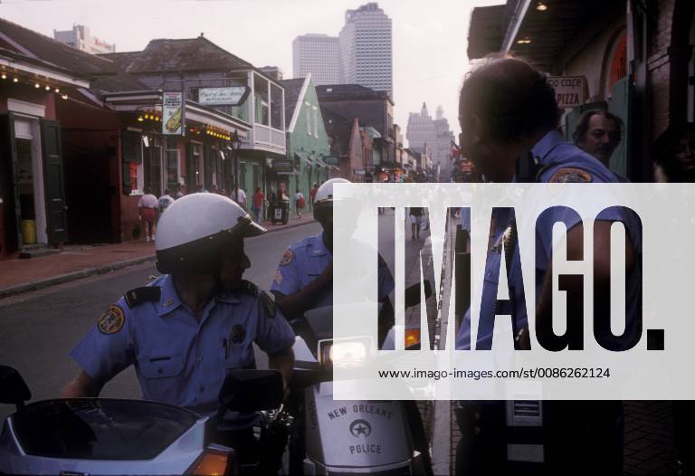 IMAGO Creative: Stadt-Dichotomien Street scene, New Orleans, Louisiana,