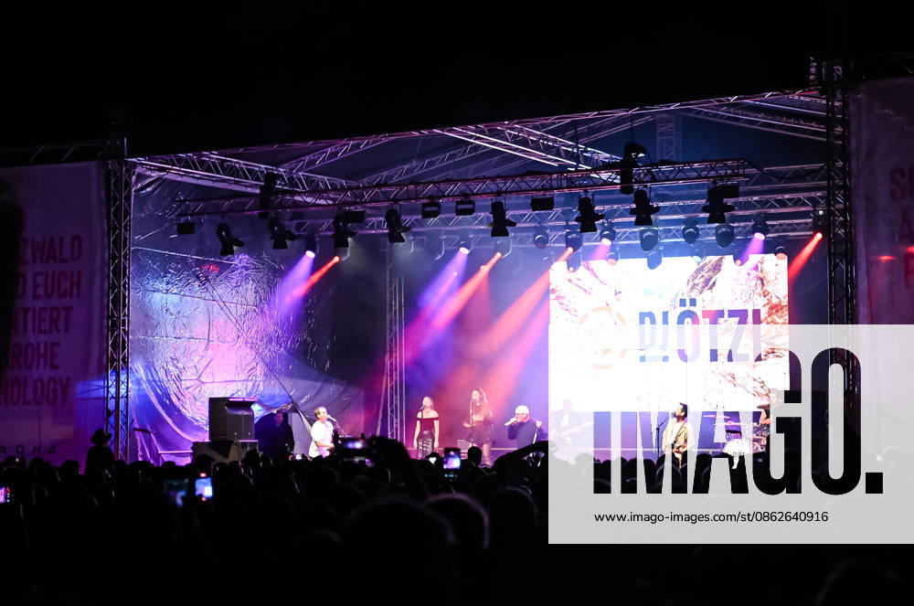 Freudenstadt, July 24, 2026: Schwarzwald Air Open Air Festival on the Market Square—Headliner: DJ Oetzi with his band