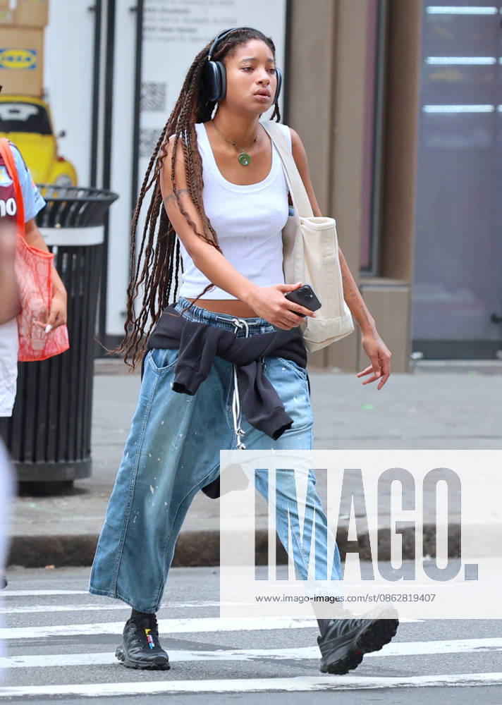 Willow Smith out in New York Will Smith s daughter singer actress Willow Smith is walking on the street in Soho, New York on July 27, 2026. Photo by Dylan Travis ABACAPRESS.COM New York NY