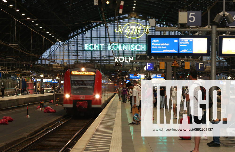 The Regional Express RE 8 Rhein-Erft Express bound for Rommerskirchen pulls into Cologne Central Station in Cologne, North Rhine-Westphalia