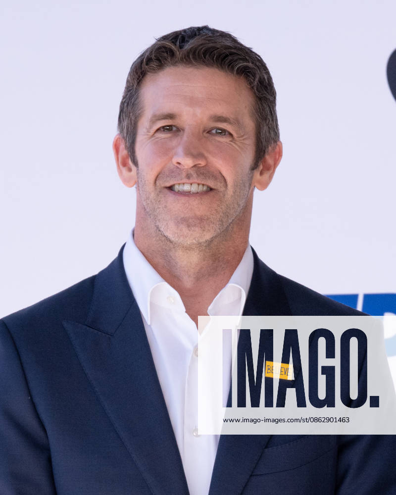 American engineer, senior vice president of hardware engineering at Apple Inc. JOHN TERNUS, 51, attends Apple TVâ€⠢s â€oeTed Lasso†season 4 global red carpet premiere. Los Angeles USA - ZUMAb173 20260727_aap_b173_161