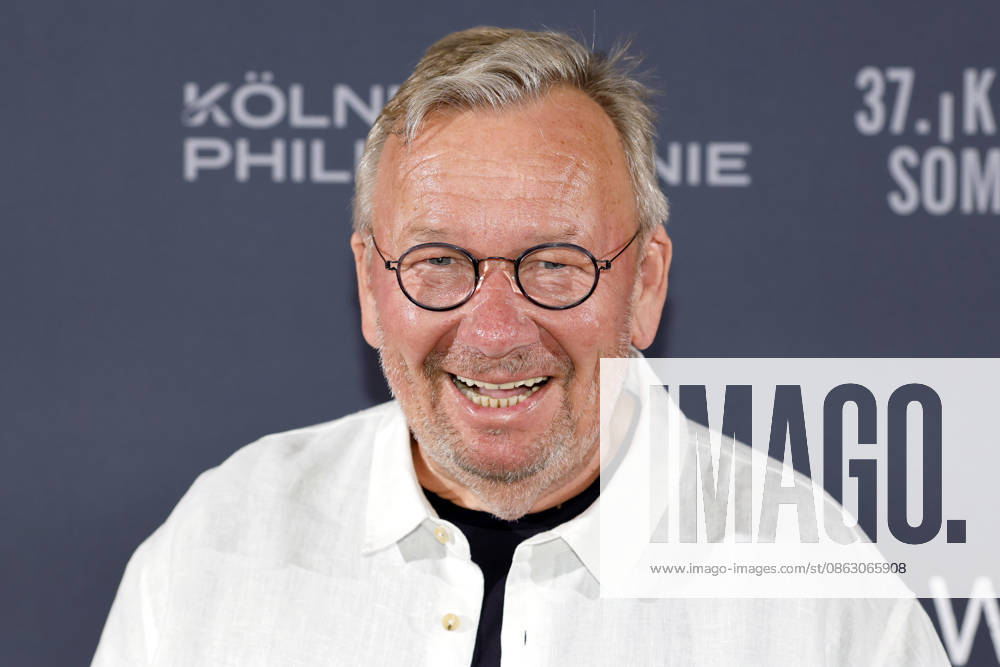 Entertainer Bernd Stelter will attend the premiere of the musical *Die Weiße Rose* to kick off the 37th Cologne Summer Festival at the Cologne Philharmonic Hall. The musical tells the story of the student resistance group of the same name that fought against the Nazi regime in Cologne. Cologne, July 28, 2026, North Rhine-Westphalia, Germany