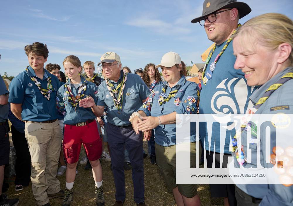 King Carl XVI Gustaf scout, and visit scout camp 2026-07-31 KRISTIANSTAD SWEDEN , King Carl XVI Gustaf are visiting the Jamboree 26 scout camp in Kristianstad in south Sweden., The King has been a scout himself since childhood., PICTURE: King Carl XV Gustaf visit scout camp., PHOTO:hbg-bild mega. 31 Jul 2026 Pictured: King Carl XVI Gustaf of Sweden visit scoutcamp in south Sweden.