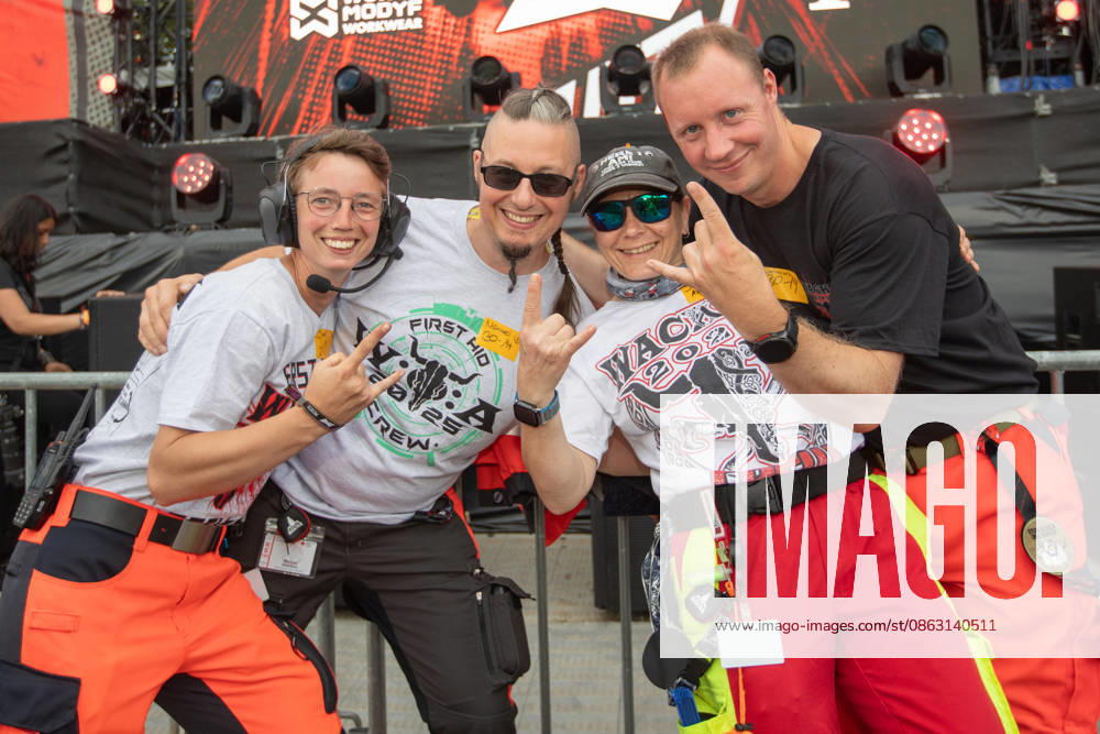 The 35th Wacken Open Air: Friday, Headliner Day. With temperatures that were almost mild, Friday at the Wacken Open Air once again broke all records. All day long, fans waited not only for