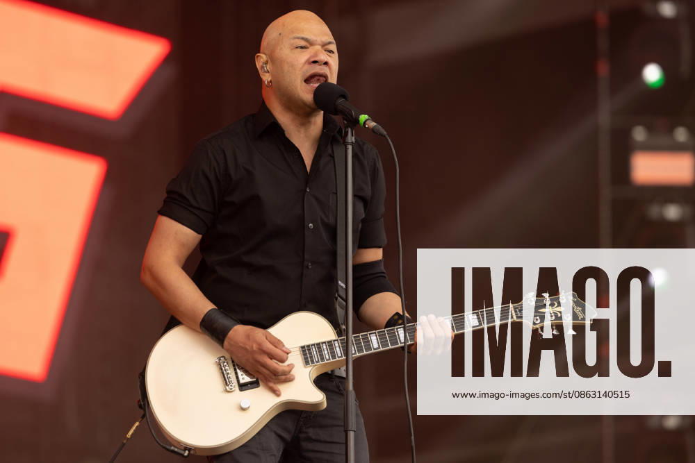 The 35th Wacken Open Air: Friday, Headliner Day—Danko Jones Gets the Crowd Pumped With temperatures that were almost mild, Friday at the Wacken Open Air once again broke all records. All day long, fans waited not only for Judas Prie