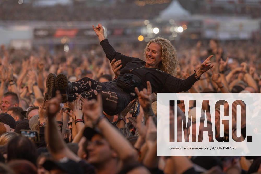 The 35th Wacken Open Air: Friday, Headliner Day. With temperatures that were almost mild, Friday at the Wacken Open Air once again broke all records. All day long, fans waited not only for Judas Priest, but also for Hatbreed and In Flames, Danko Jones and other bands rocke