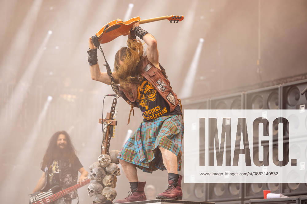 The 35th Wacken Open Air: Friday, Headliner Day—Black Label Society Rocks the Festival. With temperatures that were almost mild, Friday at the Wacken Open Air once again broke all records. All day long, fans waited not only for Juda