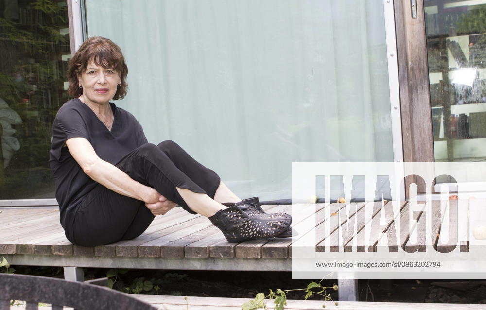 AUT AUSTRIA, Archive 2021 ARCHIVE PHOTO: WRITER MONIKA HELFER, RECIPIENT OF MANY AWARDS; WIFE OF WRITER MICHAEL KÖHLMEIER, WHO DIED FOLLOWING AN ACCIDENT; EXCLUSIVE PHOTO, PRIVATE