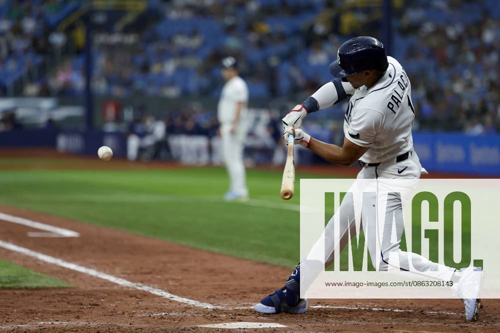 Tampa Bay Rays second baseman Richie Palacios (1) swings for a strike in the ninth inning against the Chicago White Sox on Sunday, Aug. 2, 2026 in St. Petersburg. St. Petersburg USA - ZUMAs70_ 20260802_zan_s70_029