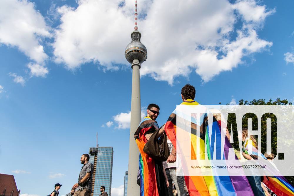 BERLIN, Germany Ã¢â‚¬ August 2, 2026: Thousands of people gather at Neptunebrunnen under the slogan Ã¢â‚¬oeFrom Grief to Anger to ResistanceÃ¢â‚¬Â to condemn the recent attack at Berlin Pride. The peaceful march continued to the Brandenburg Gate with participants carrying banners, posters, and drums. Police arrested one suspect near the demonstration who was carrying a German flag and fireworks. Berlin Germany - ZUMAq101 20260802_zna_q101_172
