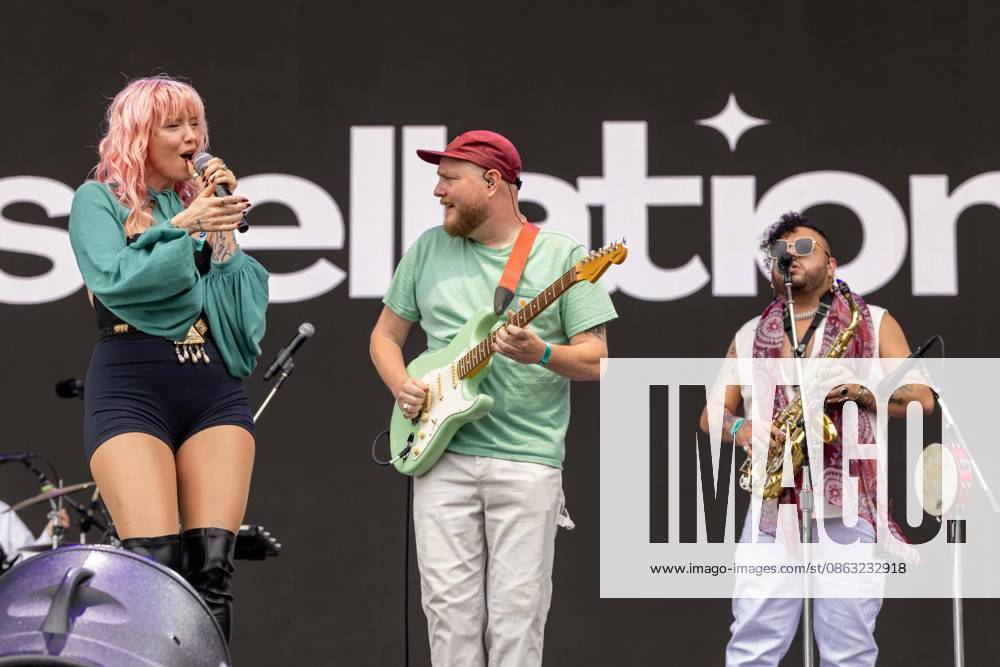 HARLEE CASE, JOSH SMITH and KYLE FAROOK of New Constellations during the Lollapalooza Music Festival at Grant Park in Chicago, Illinois Chicago USA - ZUMAs135 20260802_zap_s135_136