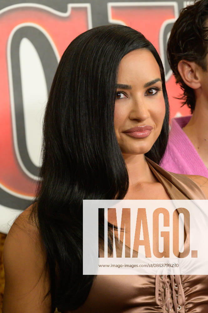 BURBANK, USA, August 10, 2026: Demi Lovato at the world premiere of Disney s *Camp Rock 3* at the Walt Disney Studio Lot. Photo by Paul Smith, Featureflash 458817, August 10, 2026, Burbank, CA