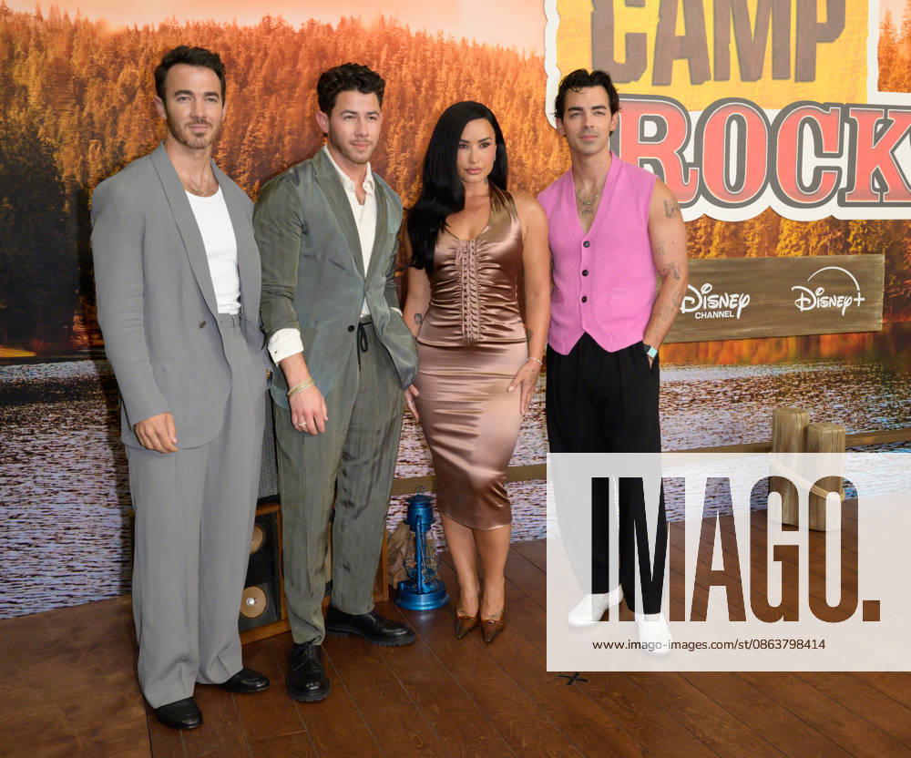 BURBANK, USA, August 10, 2026: Kevin Jonas, Nick Jonas, Demi Lovato, and Joe Jonas at the world premiere of Disney s *Camp Rock 3* at the Walt Disney Studio Lot. Photo by Paul Smith, Featureflash 458817, August 10, 2026, Burbank, CA