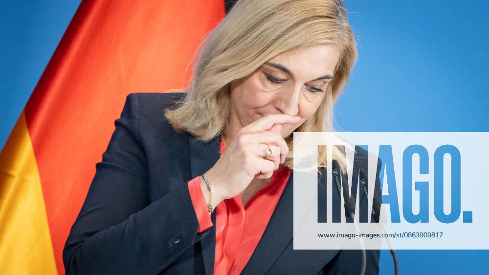 Nina Warken, Federal Minister for Special Tasks, Head of the Federal Chancellery, and Federal Government Commissioner for the Federal Intelligence Services, during a press conference at the Federal Chancellery on the reform of intelligence service legislation, Berlin, Germany, Federal Chancellery