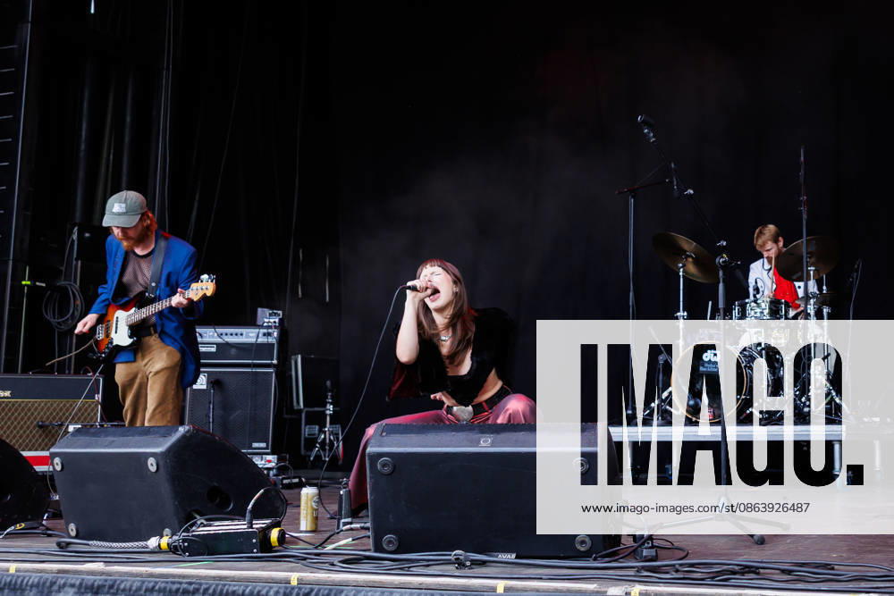 Fuzzycat Organ Quartet live at Oyafestivalen 2026 Oslo, Norway. 12th, August 2026. The Norwegian band Fuzzycat Organ Quartet performs a live concert during the Norwegian music festival Oyafestivalen 2026 in Oslo. Here vocalist Synne Hellebo is seen live on stage Norway, Oslo