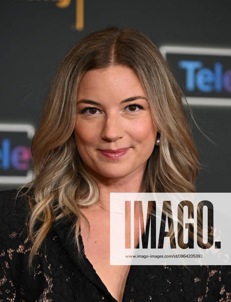 Televerse 2026 - Day 3 Emily VanCamp arriving to Televerse 2026 - Day 3 held at the JW Marriot Hotel on August 16, 2026 in Los Angeles, CA. Los Angeles JW Marriot Hotel at L.A. Live California USA
