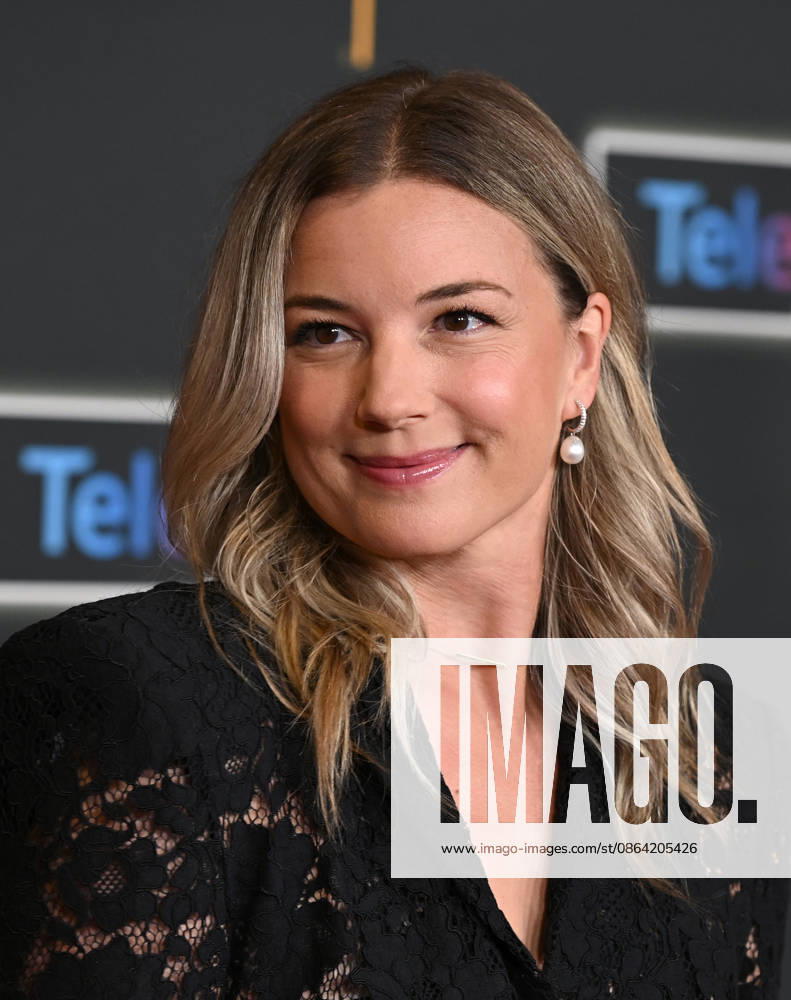 Televerse 2026 - Day 3 Emily VanCamp arriving to Televerse 2026 - Day 3 held at the JW Marriot Hotel on August 16, 2026 in Los Angeles, CA. Los Angeles JW Marriot Hotel at L.A. Live California USA
