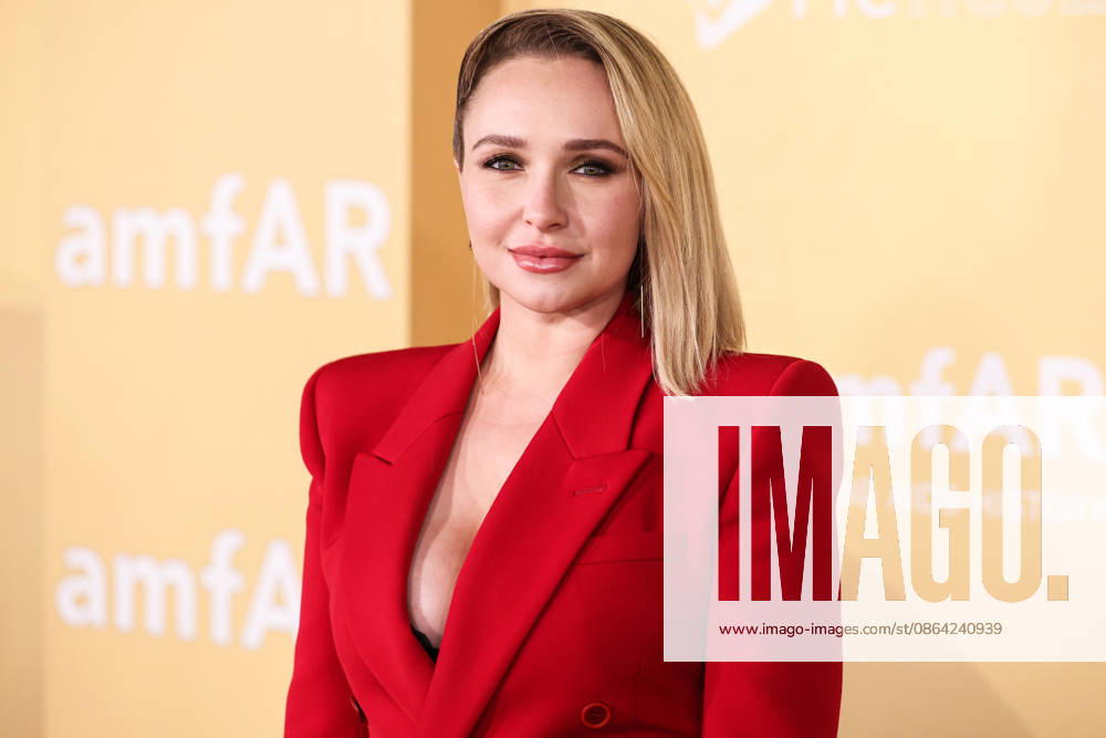 (FILE) Hayden Panettiere Dead At 36 (FILE) Hayden Panettiere Dead At 36. American actress Hayden Panettiere has died, her father said in a statement Sunday night (August 16, 2026). She was 36. WEST HOLLYWOOD, LOS ANGELES, CALIFORNIA, USA - NOVEMBER 03: American actress, model, singer, and activist Hayden Panettiere wearing Saint Laurent arrives at the 2022 amfAR Gala Los Angeles held at the Pacific Design Center on November 3, 2022 in West Hollywood, Los Angeles, California, United States. West Hollywood Pacific Design Center California United States