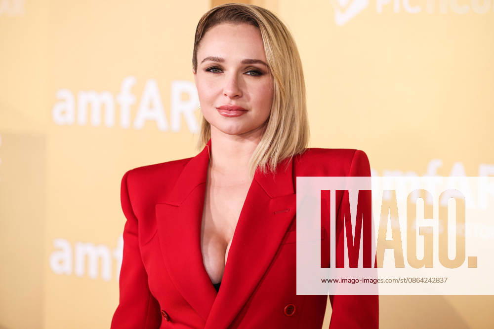 (FILE) Hayden Panettiere Dead At 36 (FILE) Hayden Panettiere Dead At 36. American actress Hayden Panettiere has died, her father said in a statement Sunday night (August 16, 2026). She was 36. WEST HOLLYWOOD, LOS ANGELES, CALIFORNIA, USA - NOVEMBER 03: American actress, model, singer, and activist Hayden Panettiere wearing Saint Laurent arrives at the 2022 amfAR Gala Los Angeles held at the Pacific Design Center on November 3, 2022 in West Hollywood, Los Angeles, California, United States. (Photo by Xavier Collin Image Press Agency)
