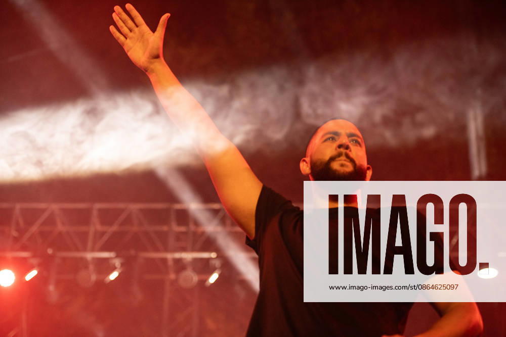 Palestinian rapper Shabjdeed performs in Damascus DAMASCUS, SYRIA - AUGUST 22: Palestinian rap artist Shabjdeed performs during a concert in Damascus, Syria, on August 22, 2026. Shabjdeed, whose songs address restrictions on movement, Israeli attacks and daily life in the West Bank, drew interest from Syrian audiences. Hasan Belal Anadolu Damascus Syria. Editorial use only. Please get in touch for any other usage.