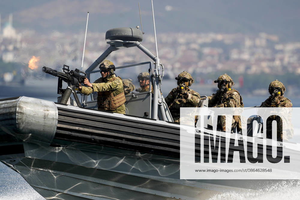 TEKNOFEST Blue Homeland KOCAELI, TURKIYE - AUGUST 23: Underwater Assault (SAT) and Underwater Defense (SAS) commandos affiliated with the Naval Forces Command execute demonstrations during the TEKNOFEST Blue Homeland festival in Kocaeli, Turkiye, on August 23, 2026. Organized under the main leadership of the Turkish Ministry of National Defense and the Turkish Technology Team Foundation (T3 Foundation), with Anadolu as the Global Communication Partner, the specialized event featured coordinated flybys by crewed military helicopters alongside Turkish-made Bayraktar TB2, Bayraktar TB3, and Bayraktar AKINCI unmanned aerial vehicles, highlighting the nation s naval aviation and defense capabilities. Arife Karakum Anadolu Istanbul Turkey. Edit