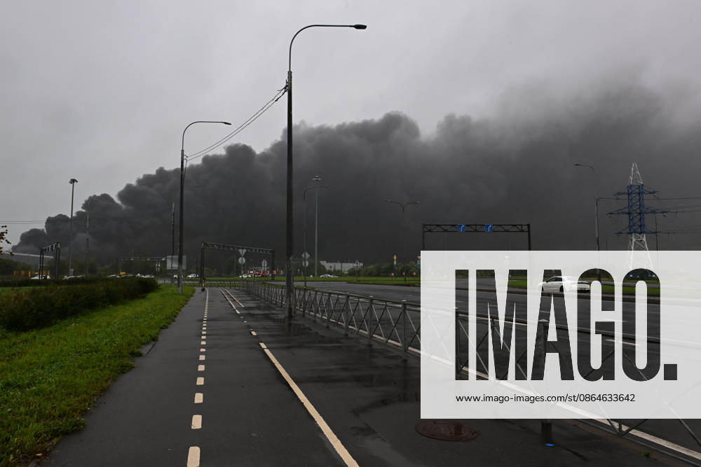 Fire breaks out at logistics center in St. Petersburg ST. PETERSBURG, RUSSIA - AUGUST 23: Thick black smoke rises after a fire breaks out at a logistics center in St. Petersburg, Russia, on August 23, 2026. Boris Smirnov Anadolu Saint Petersburg Russia. Editorial use only. Please get in touch for any other usage.