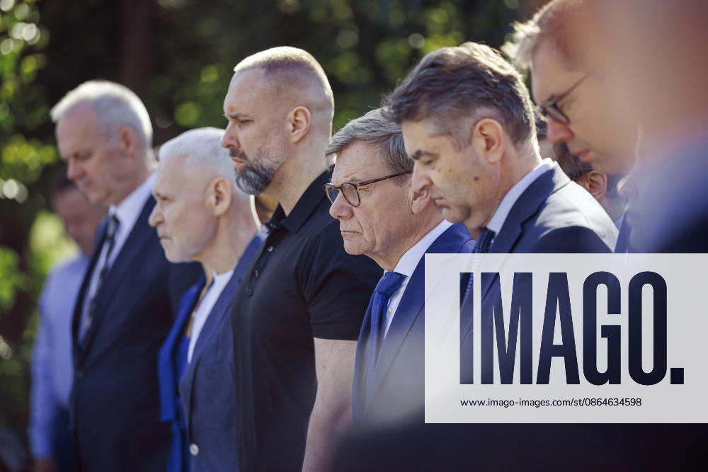 Johann Wadephul (CDU), Federal Minister of Foreign Affairs, takes part in a flag ceremony in Kharkiv to mark Ukrainian National Flag Day. Kharkiv, August 23, 2026. Photographed on behalf of the Federal Foreign Office. Kharkiv, Ukraine