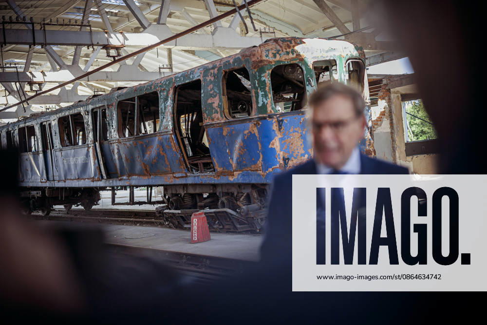 Johann Wadephul (CDU), Federal Minister of Foreign Affairs, delivers a press statement at a destroyed subway depot in the city of Kharkiv. Kharkiv, August 23, 2026. Photographed on behalf of the Federal Foreign Office, Kharkiv, Ukraine.