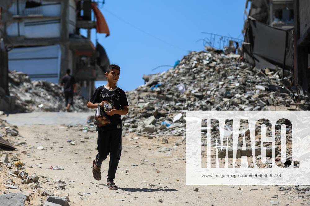 Palestinians live amid destruction in Jabalia camp JABALIA REFUGEE CAMP, NORTHERN GAZA STRIP, PALESTINE, AUGUST 23, 2026: Palestinians live amid the rubble of destroyed homes and extensive damage in Jabalia refugee camp in the northern Gaza Strip, facing difficult living conditions as they seek safety and basic necessities. JABALIA Palestine, State of