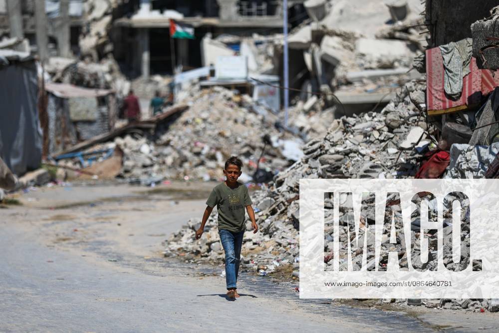 Palestinians live amid destruction in Jabalia camp JABALIA REFUGEE CAMP, NORTHERN GAZA STRIP, PALESTINE, AUGUST 23, 2026: Palestinians live amid the rubble of destroyed homes and extensive damage in Jabalia refugee camp in the northern Gaza Strip, facing difficult living conditions as they seek safety and basic necessities. JABALIA Palestine, State of